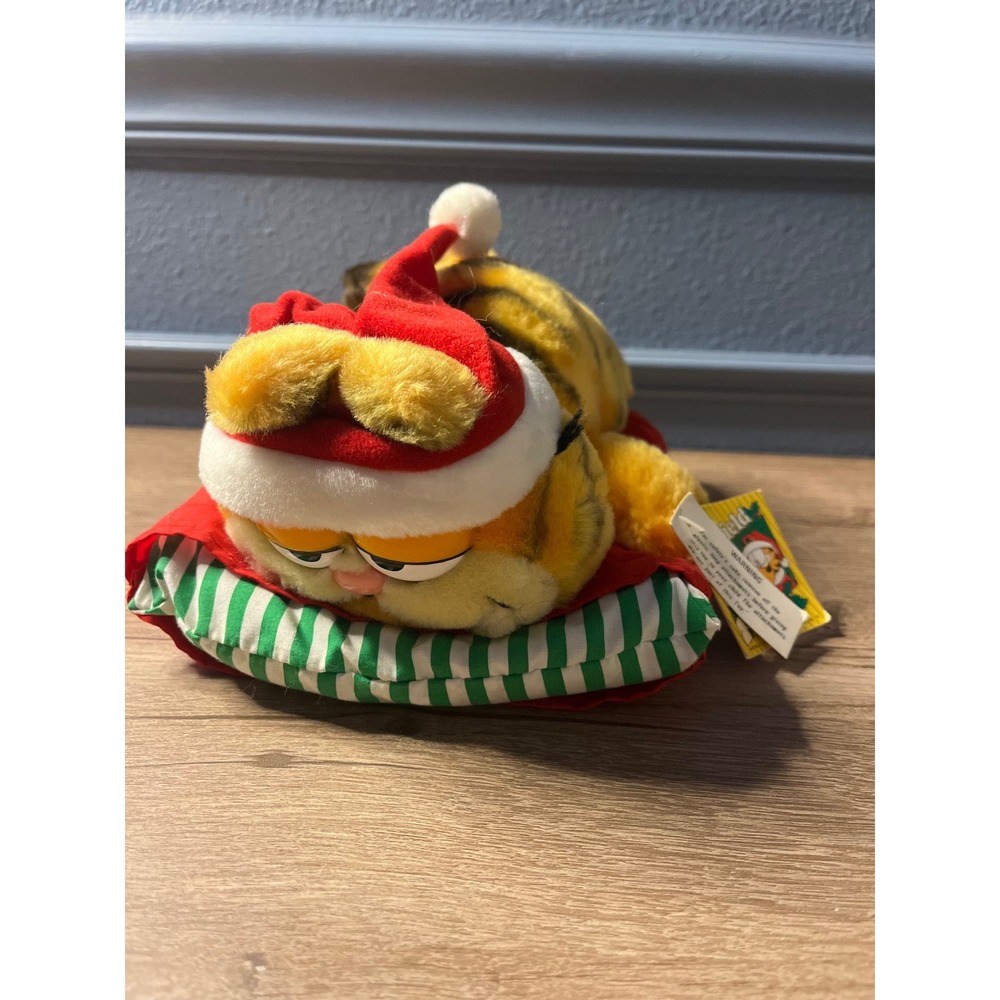 Vintage Garfield Christmas Plush Santa‎ Hat Sleeping on Pillow Fun Farm NWT 1981